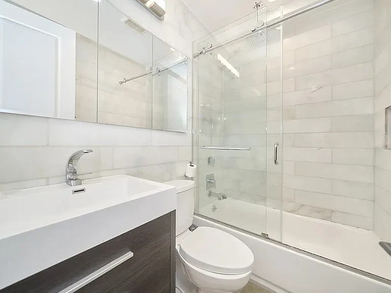 312 E 30th St #6C — Photo 4