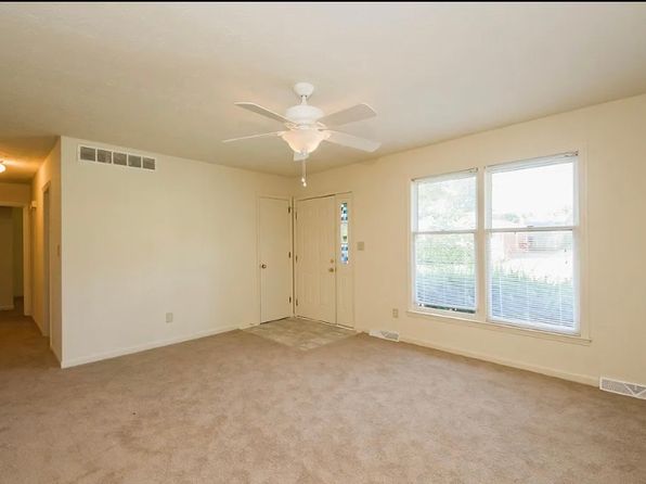 909 Krissy Way