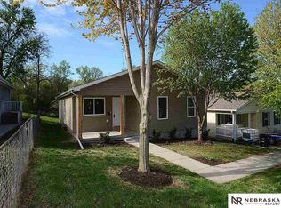 4011 Parker St, Omaha, NE 68111