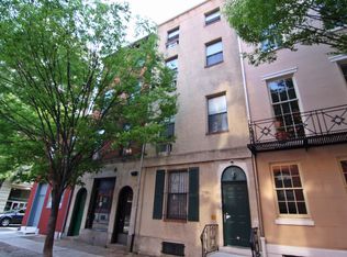 348 S 15th St, Philadelphia, PA 19102