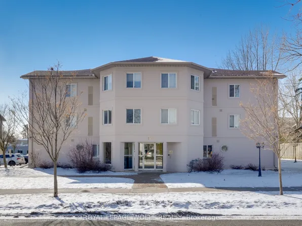 107 Bond St #304, Orillia, ON L3V 1J7