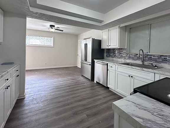 KITCHEN FULL APPLIANCES