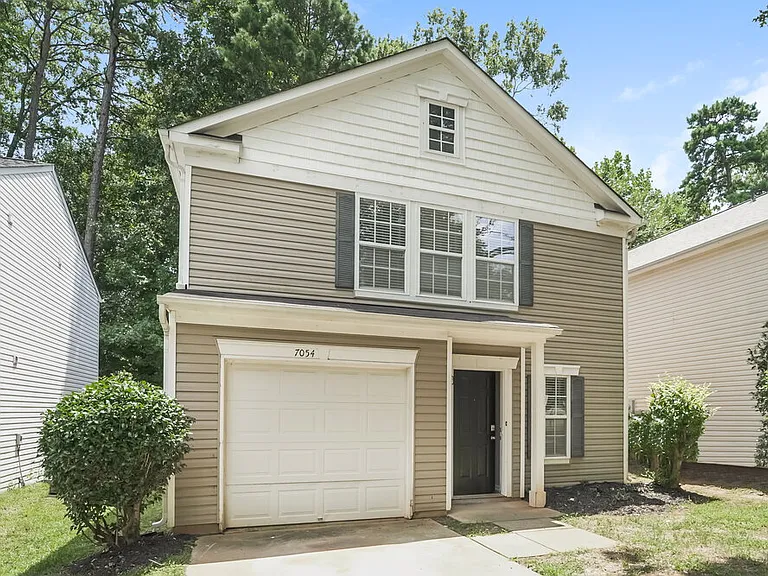 7054 Sycamore Grove Ct — Photo 4