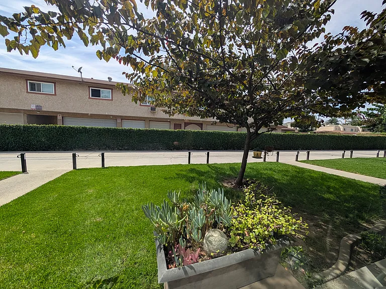 7304 Richfield St #107 — Photo 45