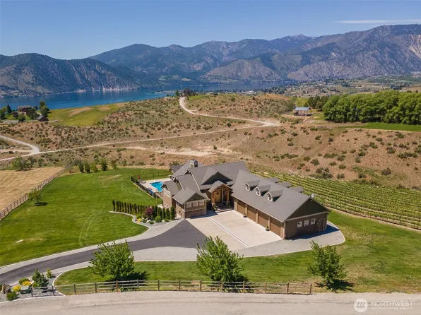 653 Lakayuse Road, Manson, WA 98831