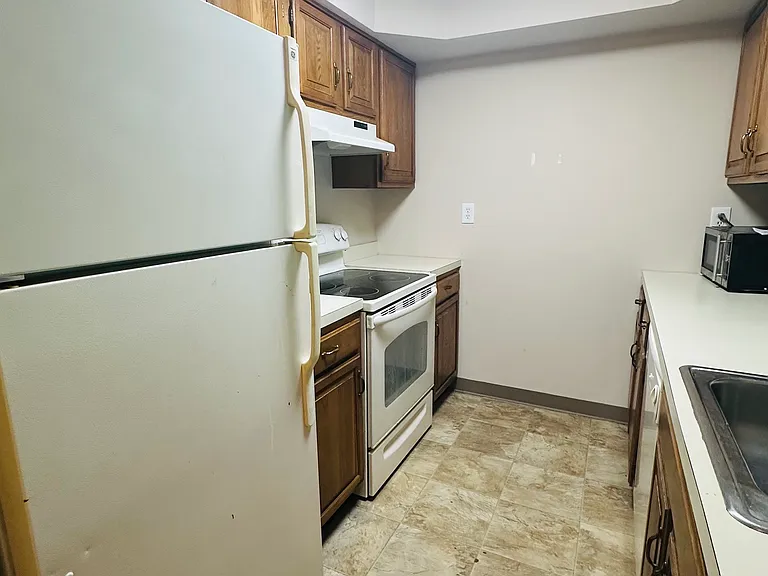 801 Aspen Dr — Photo 9