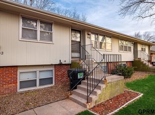 5500 S 42nd Street Ct, Lincoln, NE 68516