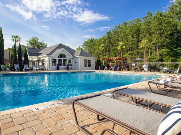 1220 Meredith Dr #16-1602