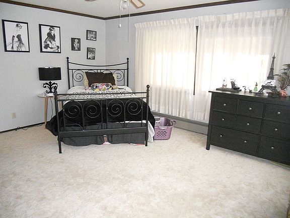 1 of 6 Bedrooms