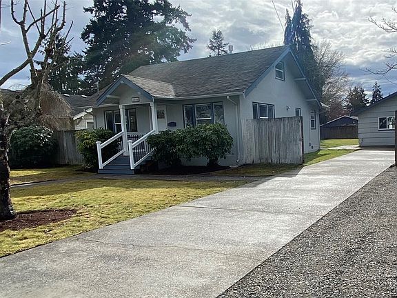 2nd image of 1006 7th Avenue NW
