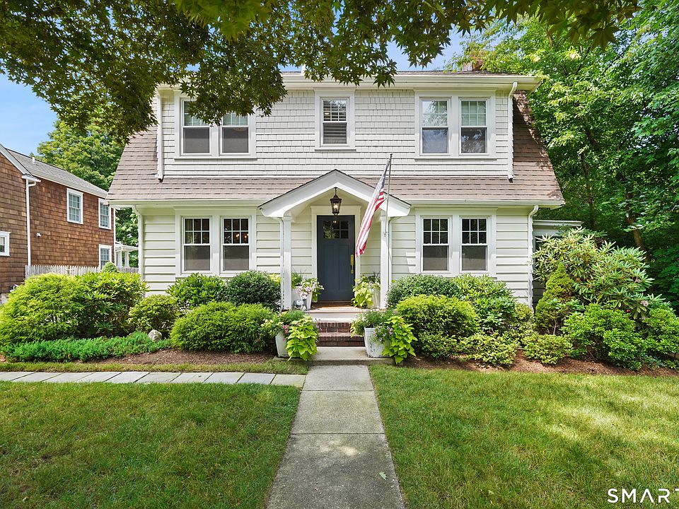1st image of 22 Lenox Avenue