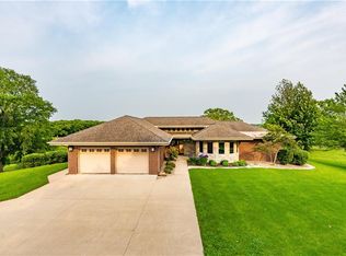 17112 480th Ln, Chariton, IA 50049