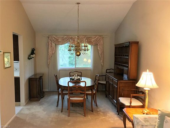 5th image of 26815 Leenders Ln