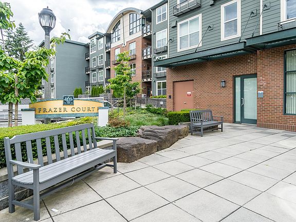 2nd image of 16275 NE 85th St APT 403