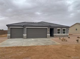7453 E Curvo Dr, Kingman, AZ 86401