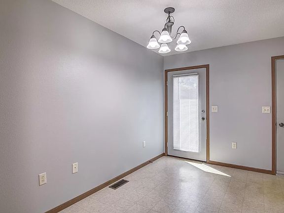 2nd image of 3121 Oak Knoll Dr #17364518