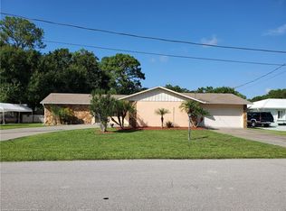 3301 Bolide St, Sebring, FL 33872