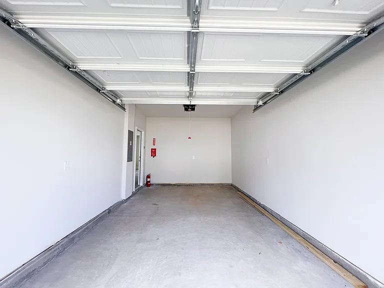 4 Beachley Pl — Photo 19