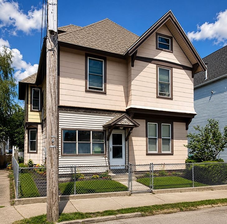 1st image of 70 3rd St