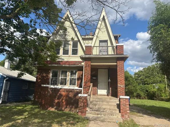 8210 Decatur St, Detroit, MI 48228