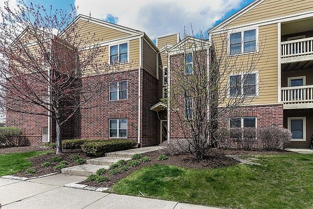 1st image of 209 Glengarry Dr APT 304