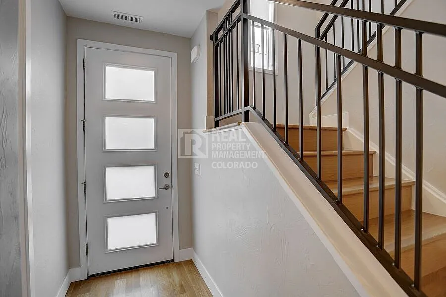 Spectacular SoCo Sloans Townhome — Photo 4
