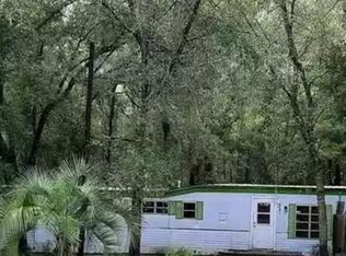 330 Cobb St, Bronson, FL 32621