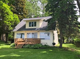N7248 Winnebago Dr, Fond Du Lac, WI 54935