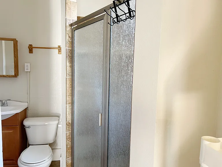 340 N 200 E — Photo 6