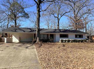 1412 Chestnut St, Crossett, AR 71635