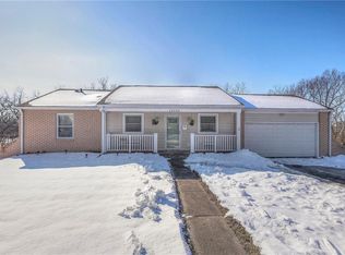 12520 Askew Dr, Grandview, MO 64030