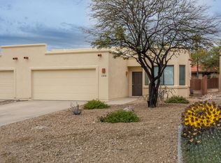 8180 N Peppersauce Dr, Oro Valley, AZ 85704