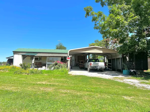 987 Jackson Hill Rd, Hornbeak, TN 38232