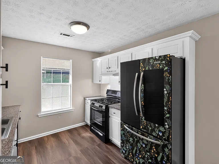 22 Canterbury Dr — Photo 8