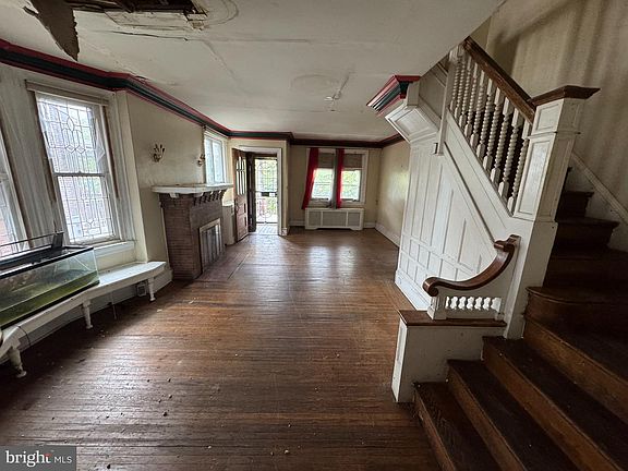 5th image of 6142 W Columbia Ave
