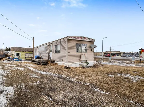 804 W Center St, Trochu, AB T0M 2C0