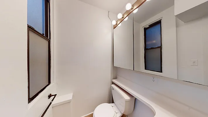 Rented by Bond New York | media 20