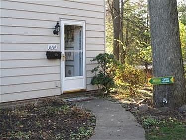 1st image of 8707 Fox Rest Dr #33