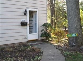 8707 Fox Rest Dr #33, Brecksville, OH 44141