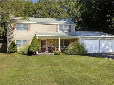 11 Botany Lane, Stony Brook, NY, 11790
