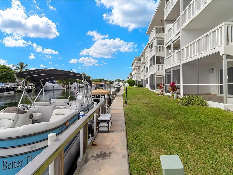 455 Paradise Isle Blvd #402 — Photo 41