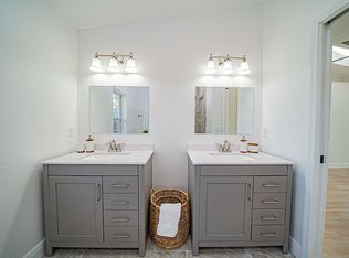5034 Linda St, Venice, FL 34293