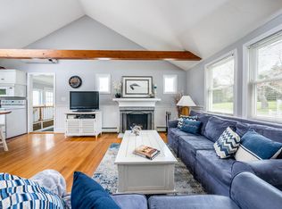 492 Scudder Ave, Hyannis, MA 02601