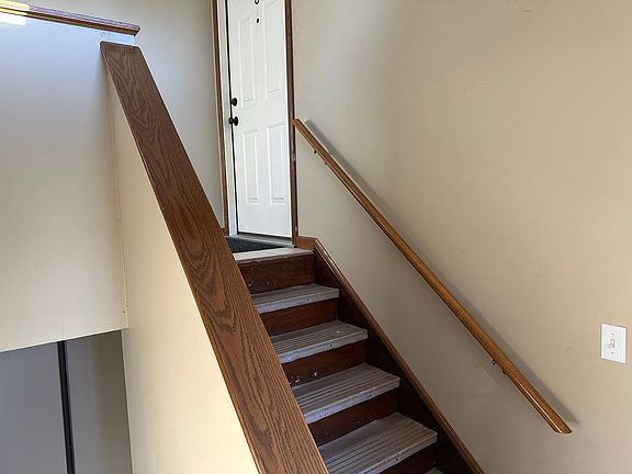 2nd image of 802 12th St NW