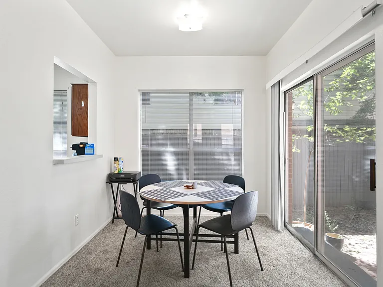 3329 Rosedale Ave #11 — Photo 10