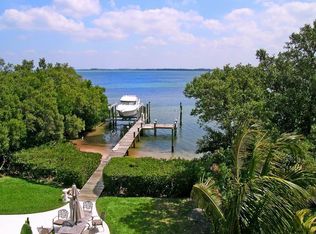 4911 Gulf Dr, Holmes Beach, FL 34217