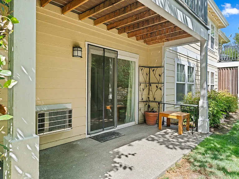 2221 McCall Dr — Photo 19