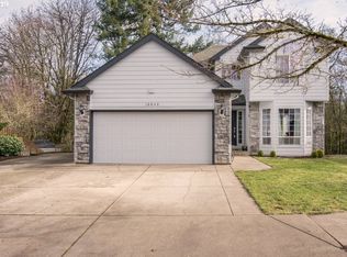 18044 Newell Ridge Dr, Oregon City, OR 97045