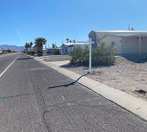 5th image of 3037 Lake Dr Lot 14