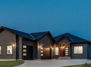 232 W Red Tail Rdg SE, High River, AB T1V0J8